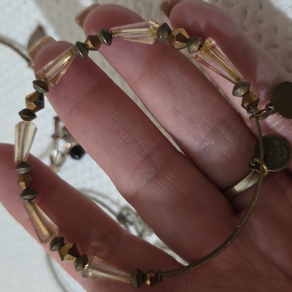 5 ALEX AND ANI Bracelets One Is A Mermaid Special Stones - Picture 11 of 11